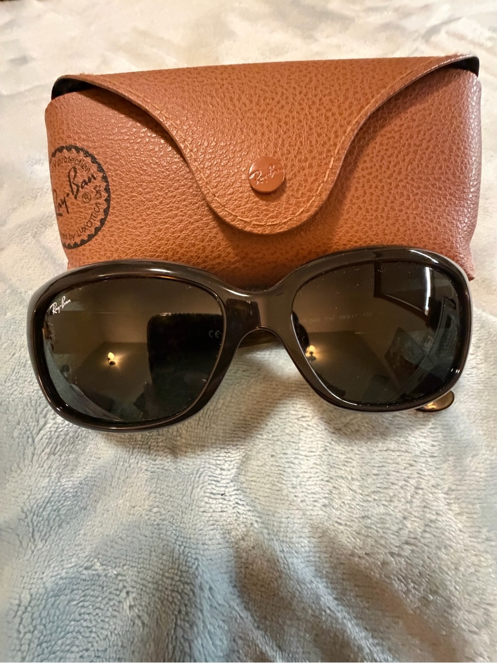 Ray-Ban Women's Dark Brown Frame Sunglasses -Jackie Ohh’s NWOT